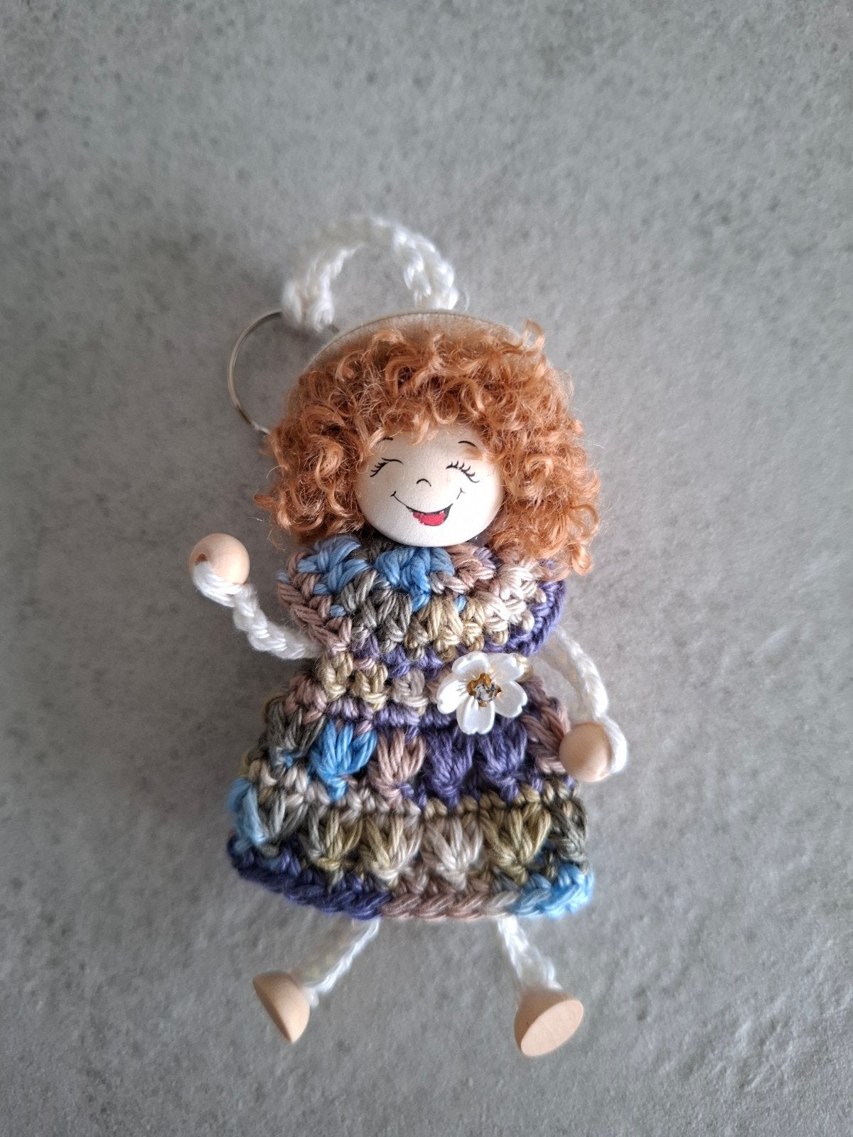 Unieke Handgemaakte Gelukspoppetje Sleutelhanger, Handgemaakt, Textiel, Nieuw, Meerkleurig