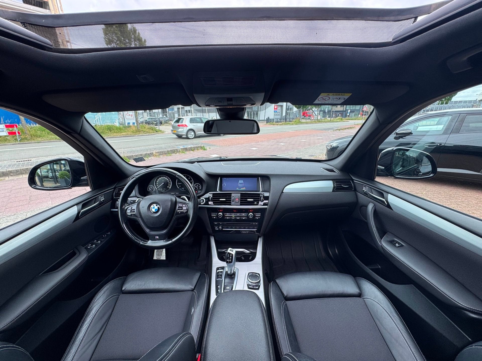 BMW X3 XDrive20i High Executive AUT|NAV|PANO|Leder|Headup!, Auto's, Automaat, Gebruikt, Euro 6, 4 cilinders