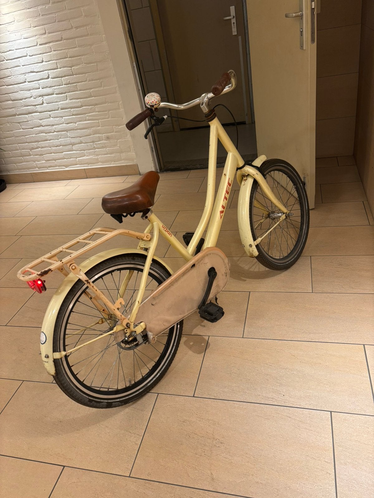 Altec kinderfiets, Ophalen, Zo goed als nieuw, 20 inch