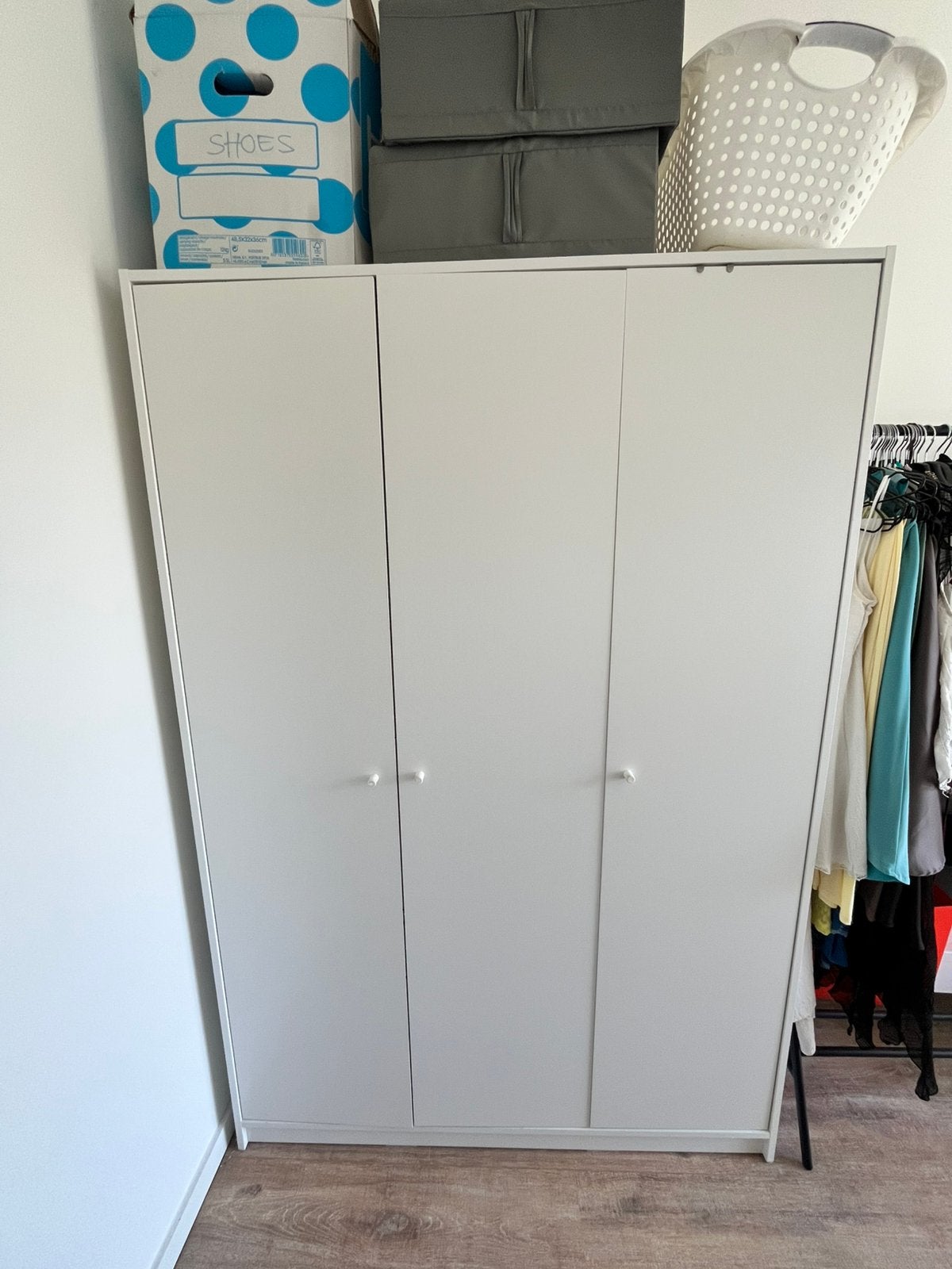IKEA KLEPPSTAD kledingkast 3-deurs, Ophalen, Zo goed als nieuw
