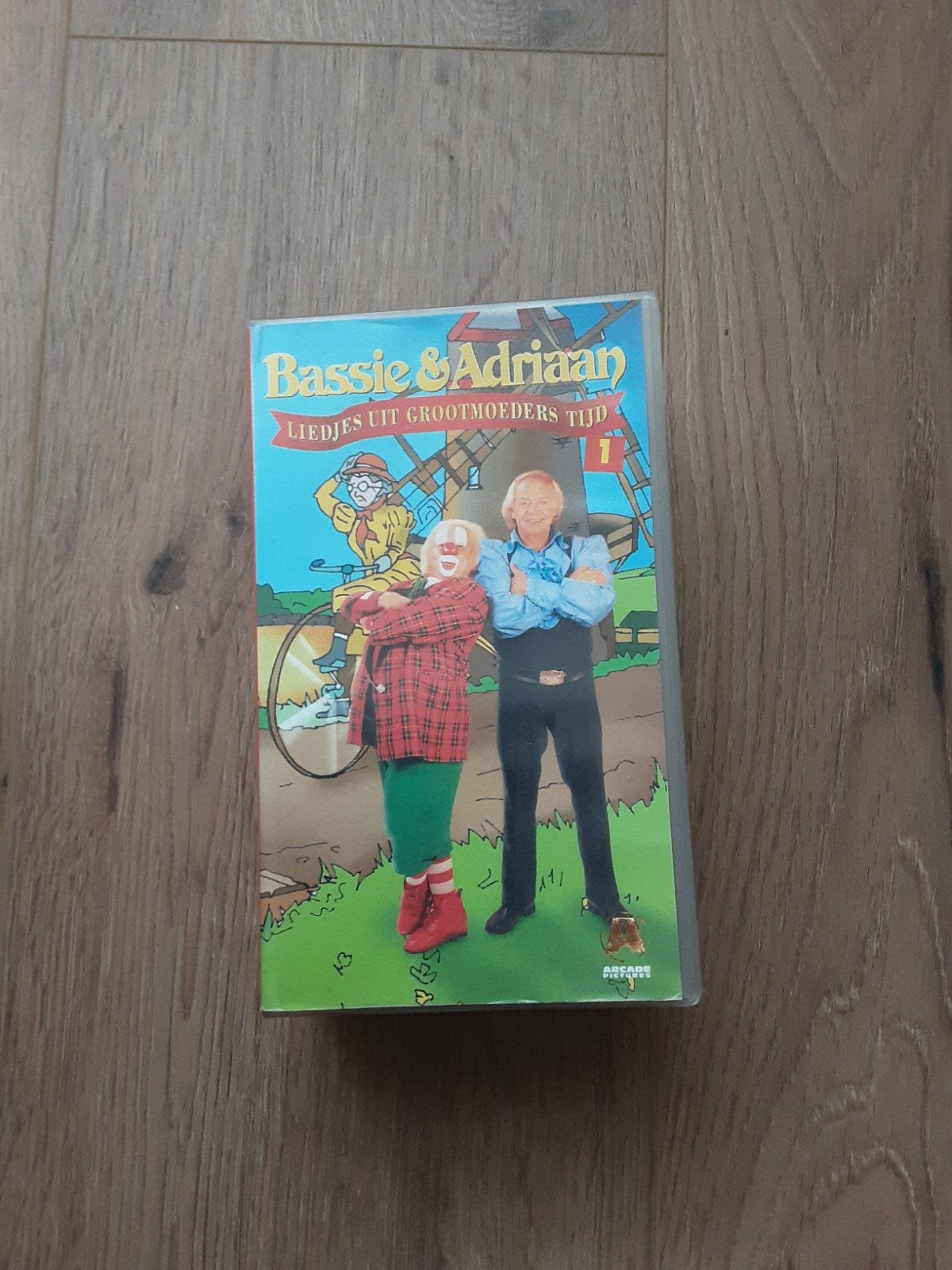 BASSIE EN ADRIAAN LIEDJES UIT GROOTMOEDERS TIJD, Ophalen