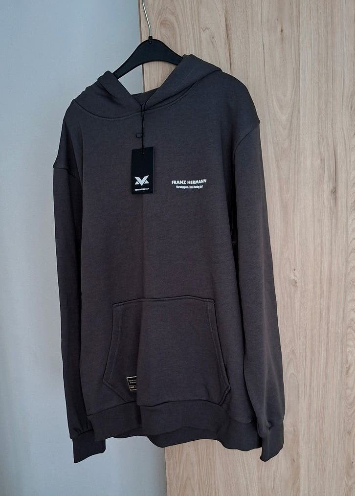 Max Verstappen hoodie Franz Hermann. Maat L, Ophalen, Nieuw, Maat 52/54 (L), Overige kleuren