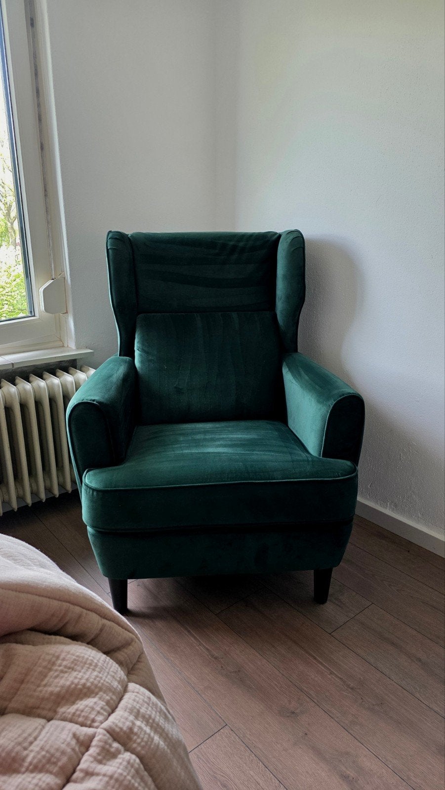 Groene fluwelen fauteuil - Zo goed als nieuw, Huis en Inrichting, Fauteuils, Ophalen, Modern, Comfortabel, Klassiek, 75 tot 100 cm
