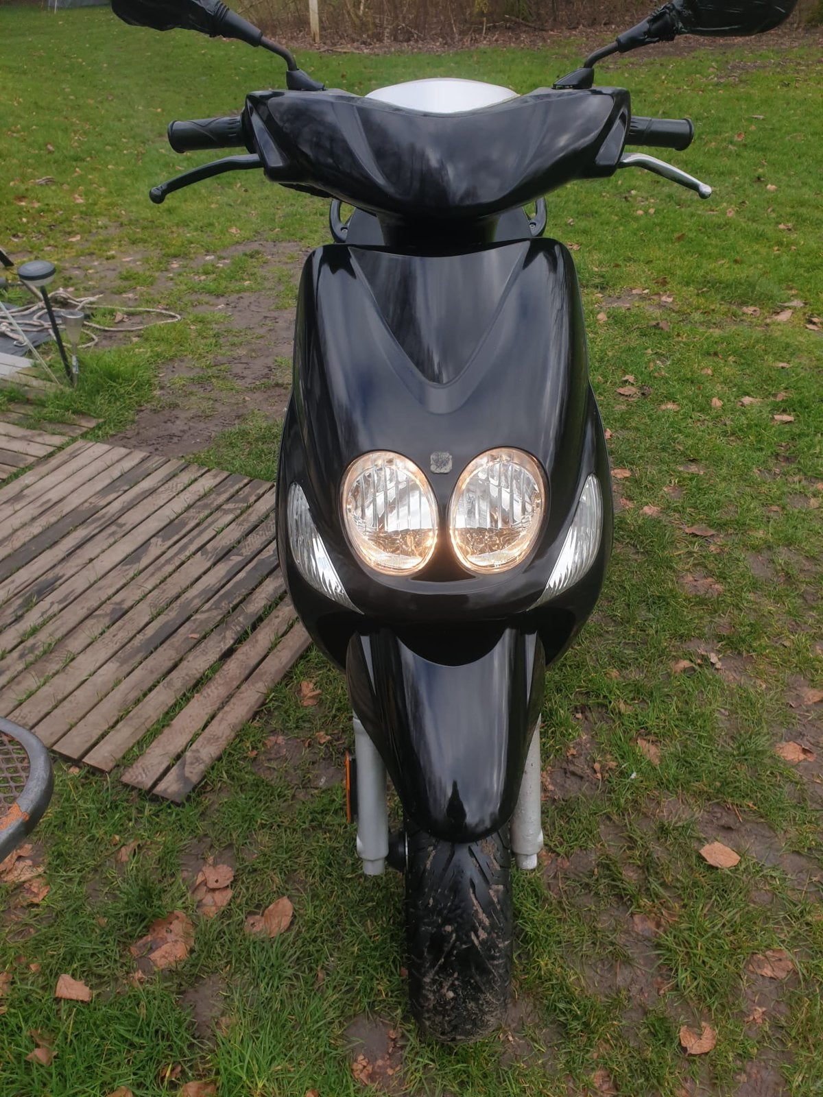 Yamaha origineel 1500 km, Fietsen en Brommers, Scooters | Yamaha, Ophalen of Verzenden, Zo goed als nieuw, Benzine, Overige modellen