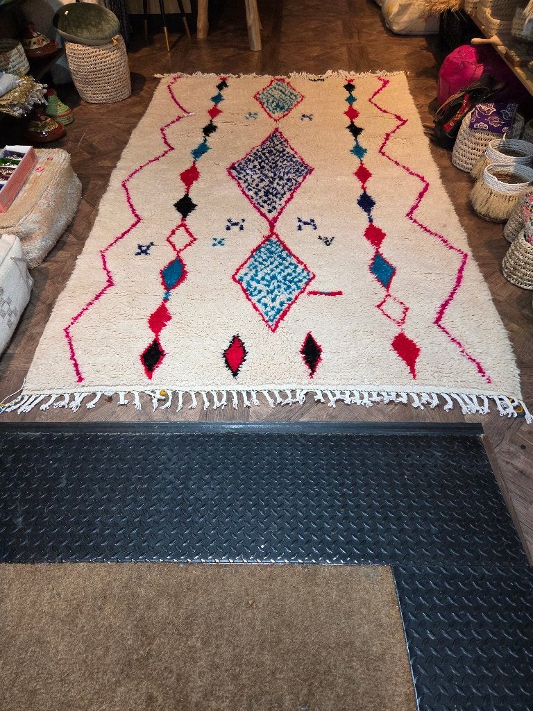 Marokkaans azilal Vloerkleed, Ophalen of Verzenden, Rechthoekig, Marokkaans /boho, Overige kleuren