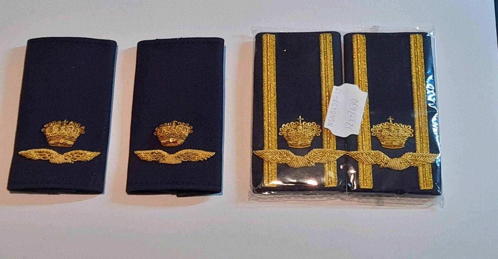 Rangonderscheidingstekens luchtmacht voor gala tenue, Ophalen of Verzenden, Luchtmacht, Nederland, Embleem of Badge
