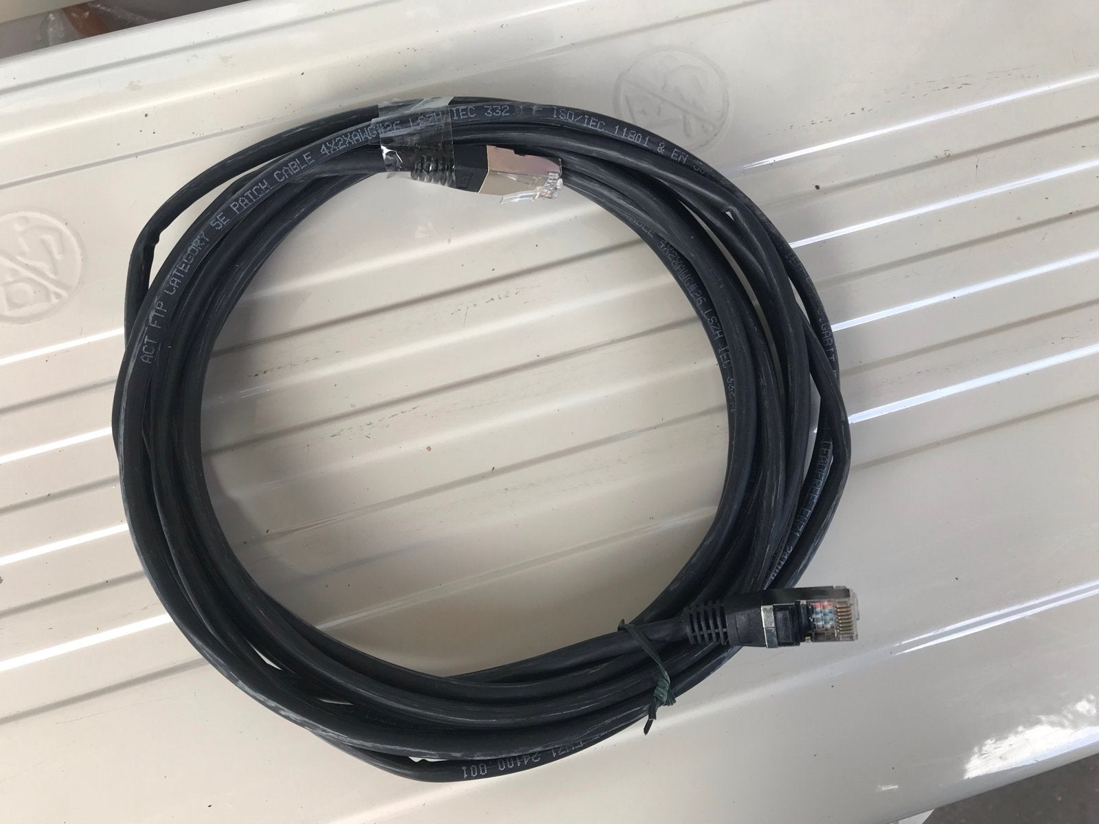 Internet kabel 5 meter Cat 5, Ophalen of Verzenden, Gebruikt