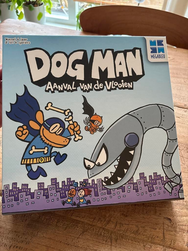 Dog Man: Aanval van de Vlooien - Bordspel, Hobby en Vrije tijd, Gezelschapsspellen | Bordspellen, Zo goed als nieuw, Ophalen of Verzenden