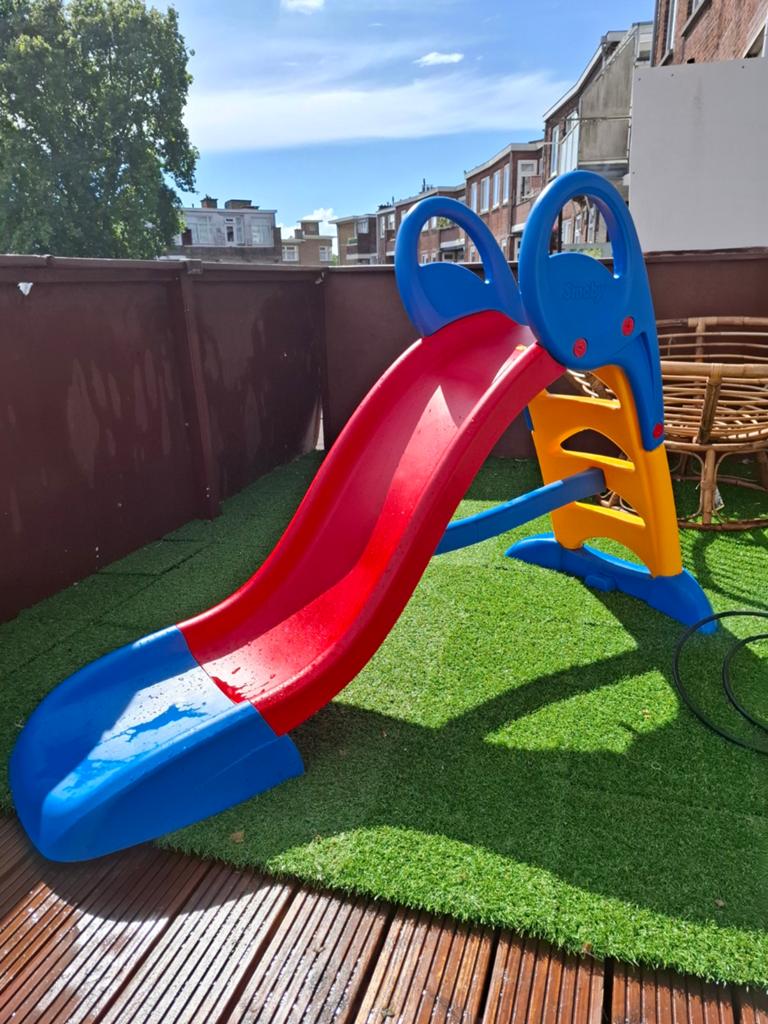 Smoby Kinderglijbaan met waterslangaansluiting, Kinderen en Baby's, Speelgoed | Buiten | Speeltoestellen, Ophalen, Gebruikt, Glijbaan