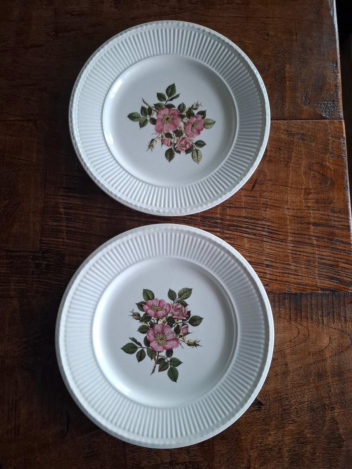 Wedgwood Briar Rose Dinerborden, Antiek en Kunst, Antiek | Servies los, Ophalen of Verzenden