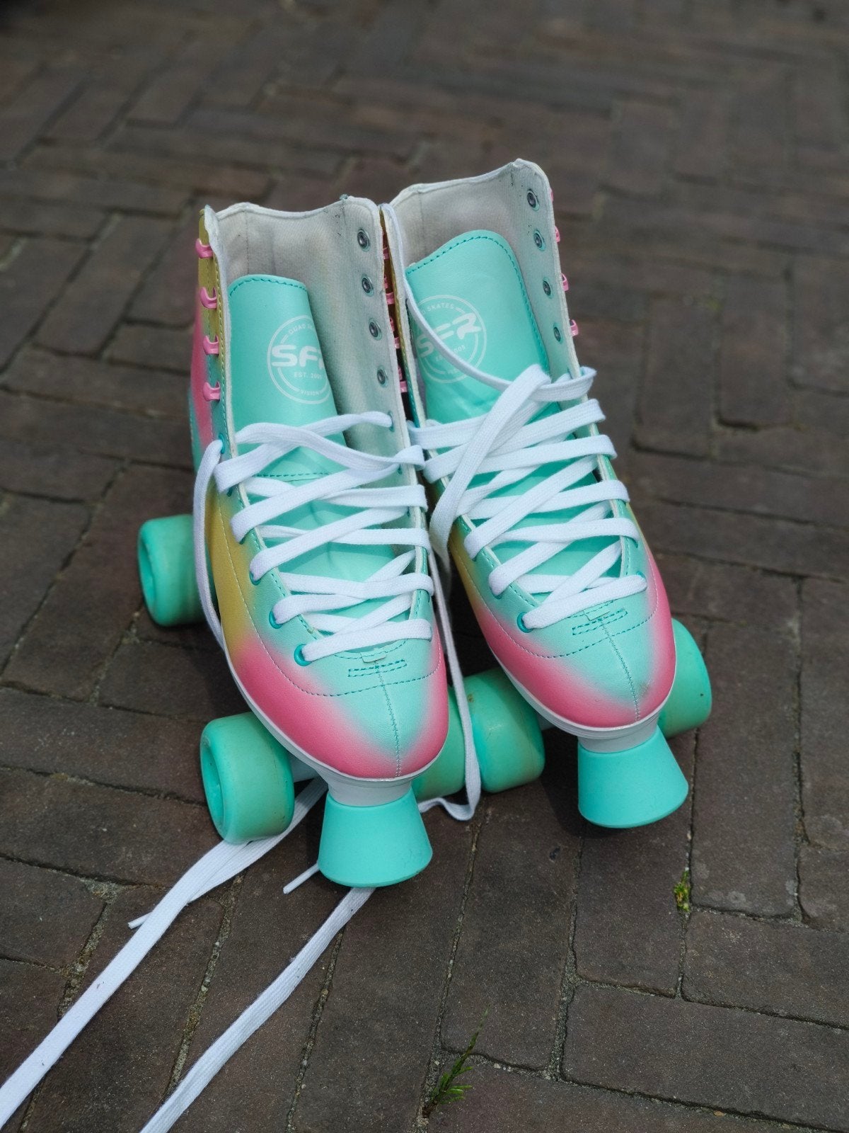 SFR Brighton Quad Skates - Kleurrijk en Comfortabel, Ophalen, Zo goed als nieuw, Overige typen, Overige merken