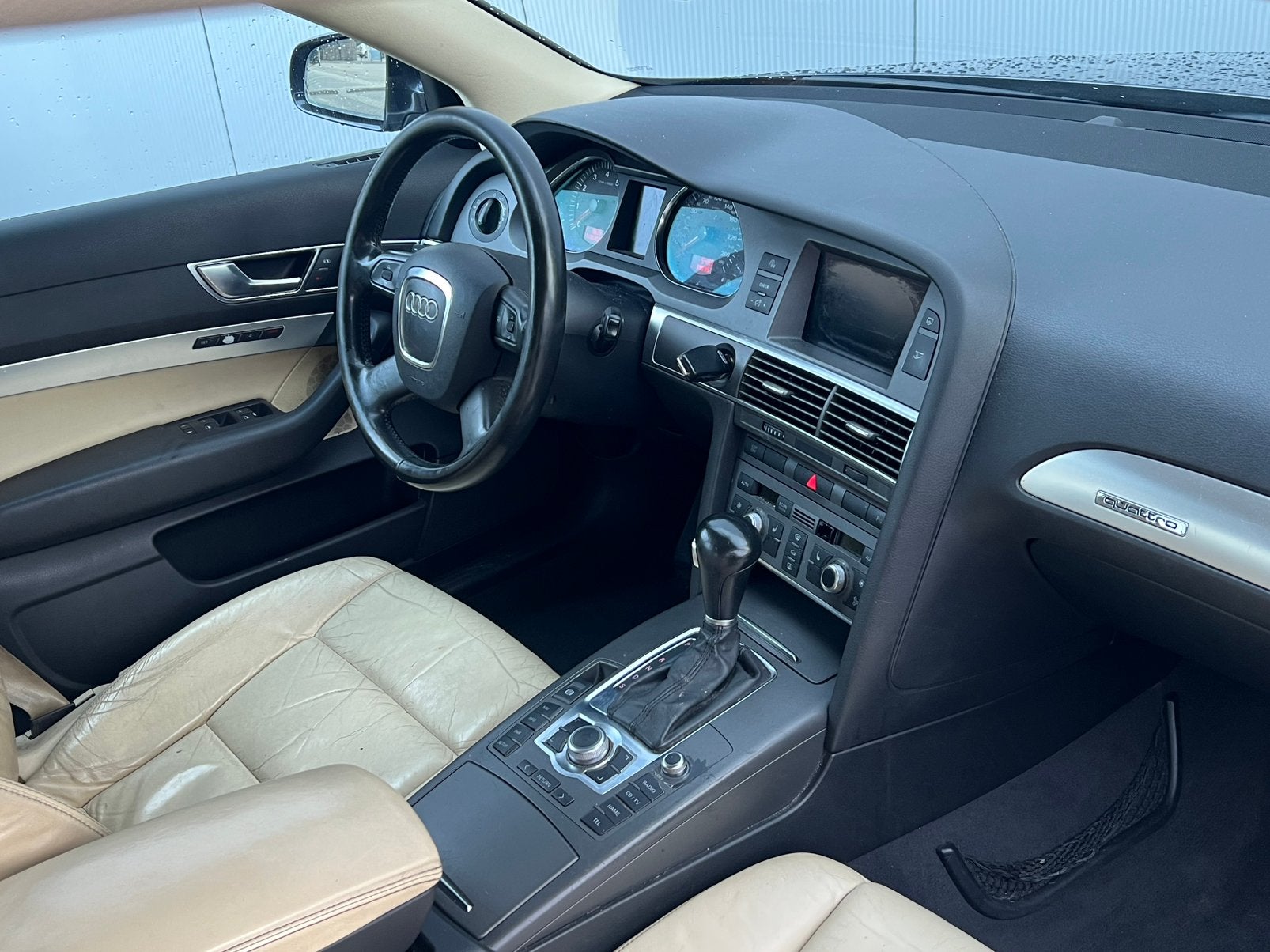 Luxe Goedrijdende Audi A6 3.2 V6 FSI Quattro 4X4 256PK/APK!, Auto's, Beige, 1715 kg, Vierwielaandrijving, 256 pk