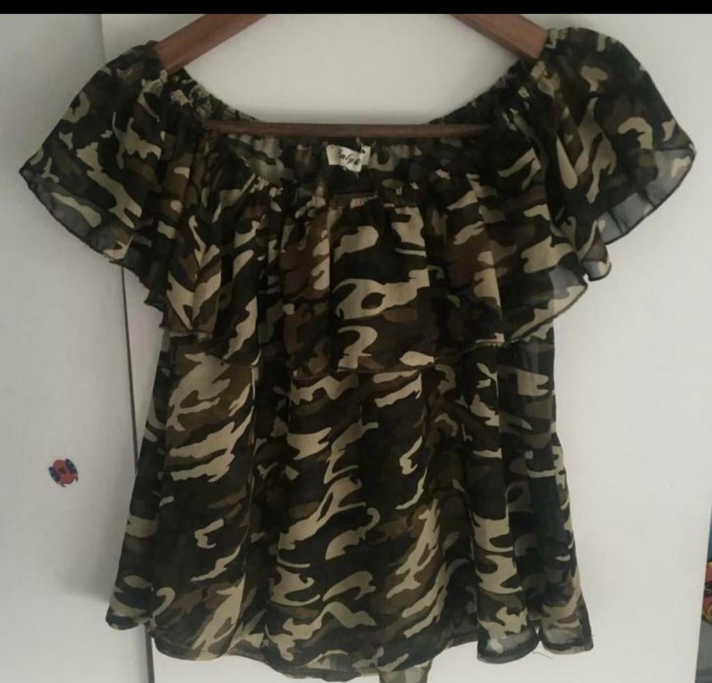 Leuke nieiwe leger top, Ophalen of Verzenden, Nieuw, Korte mouw