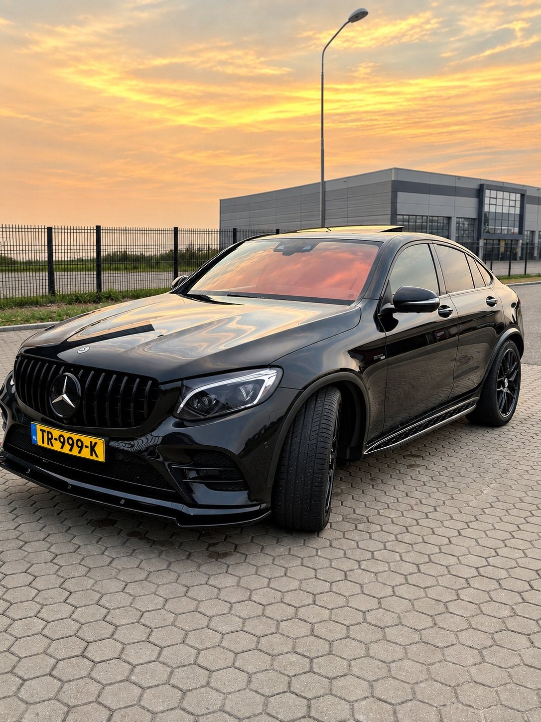 Mercedes-Benz GLC Coupé 43 AMG 367pk 4MATIC 9G-TRONIC 2017, Auto's, Mercedes-Benz, Automaat, Zwart, 367 pk, Vierwielaandrijving