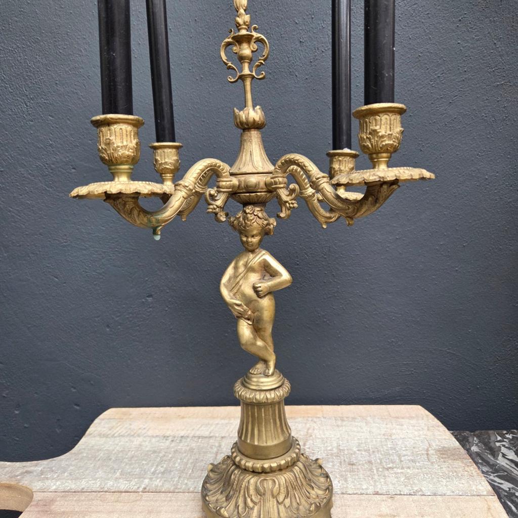 Antieke Franse messing kandelaar met putti, Antiek en Kunst, Ophalen of Verzenden, Koper of Brons