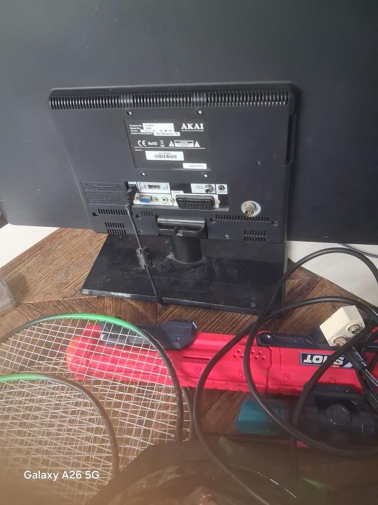 Twee akai 1 met dvd tv, Ophalen of Verzenden, 50 Hz, Overige merken