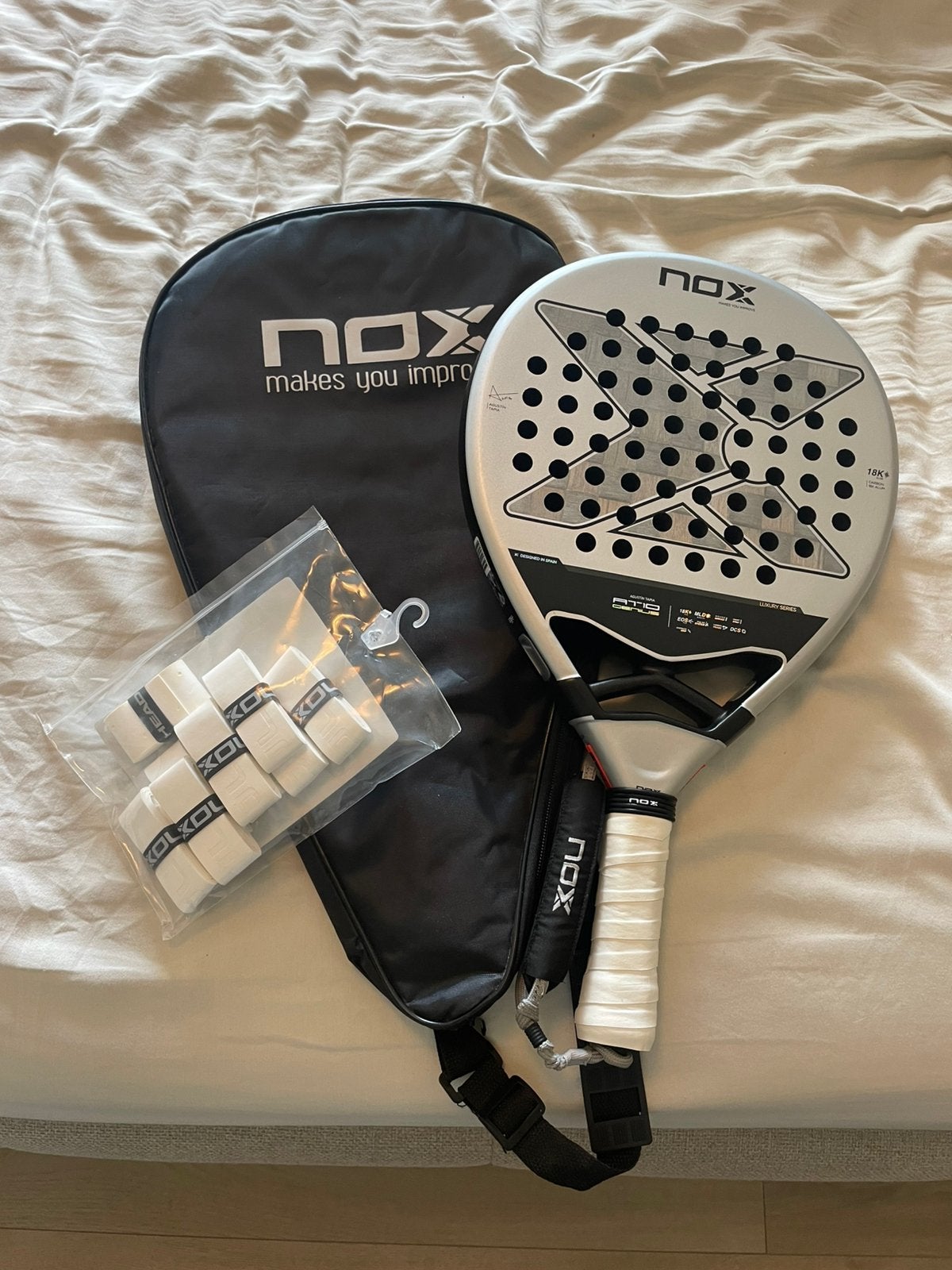 Nox At10 Genius 18K Tapia (met tas en grips), Ophalen of Verzenden, Zo goed als nieuw, Padelracket