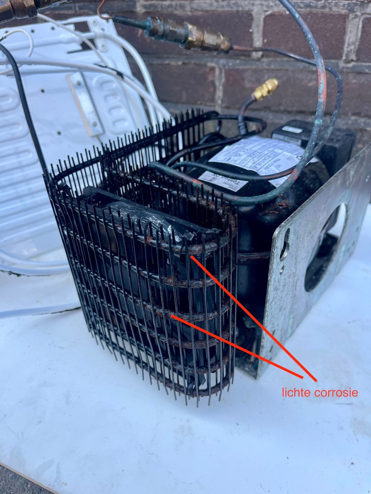 Isotherm GE80 inbouw unit, Caravans en Kamperen, Ophalen of Verzenden, Gebruikt, Koel-accessoire, Elektrisch