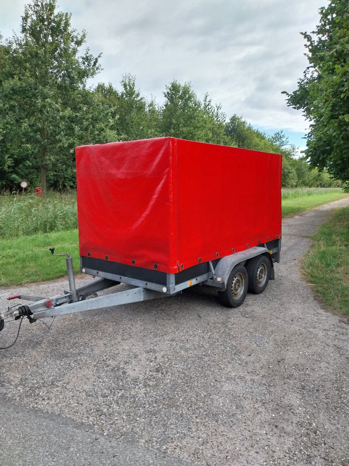 Atec aanhangwagen met huif - dubbelasser, Ophalen