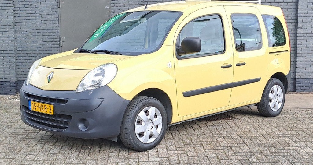 Renault KANGOO 1.6-16V PRIVILÈGE Rolstoelauto  Luchtvering, Auto's, Gebruikt, Met garantie (alle), Origineel Nederlands, Handgeschakeld