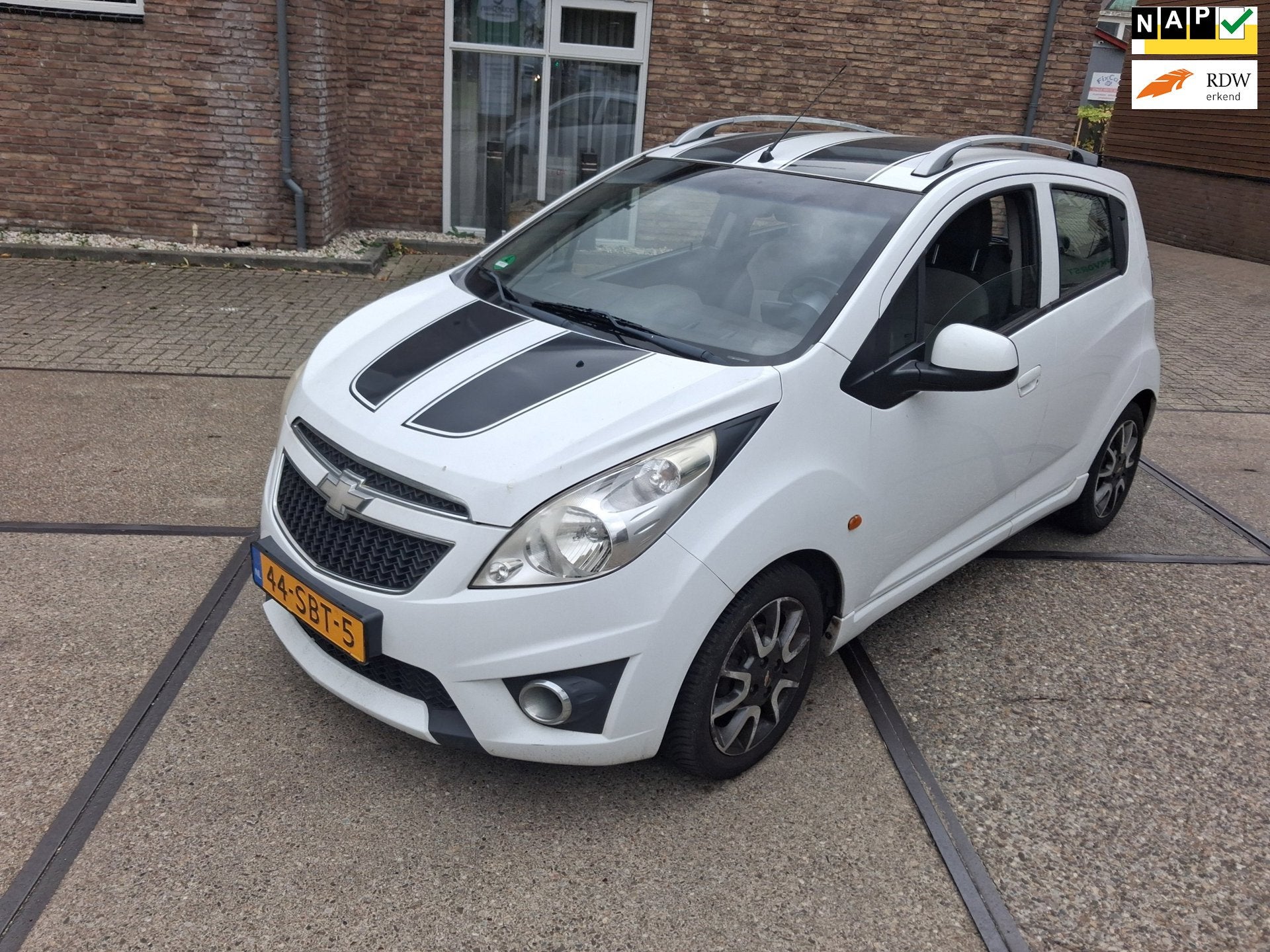 Chevrolet Spark 1.0 16V LS+ Bi-Fuel (( zeer zuinig/ nieuwe a, Auto's, Voorwielaandrijving, Euro 5, 4 cilinders, Origineel Nederlands