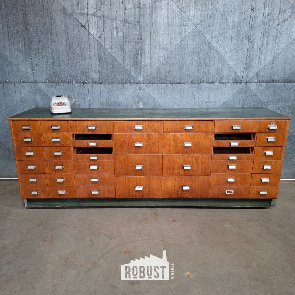 Mid-century toonbank | fourniturenkast | winkelkast, Huis en Inrichting, 5 laden of meer, Ophalen of Verzenden, Zo goed als nieuw