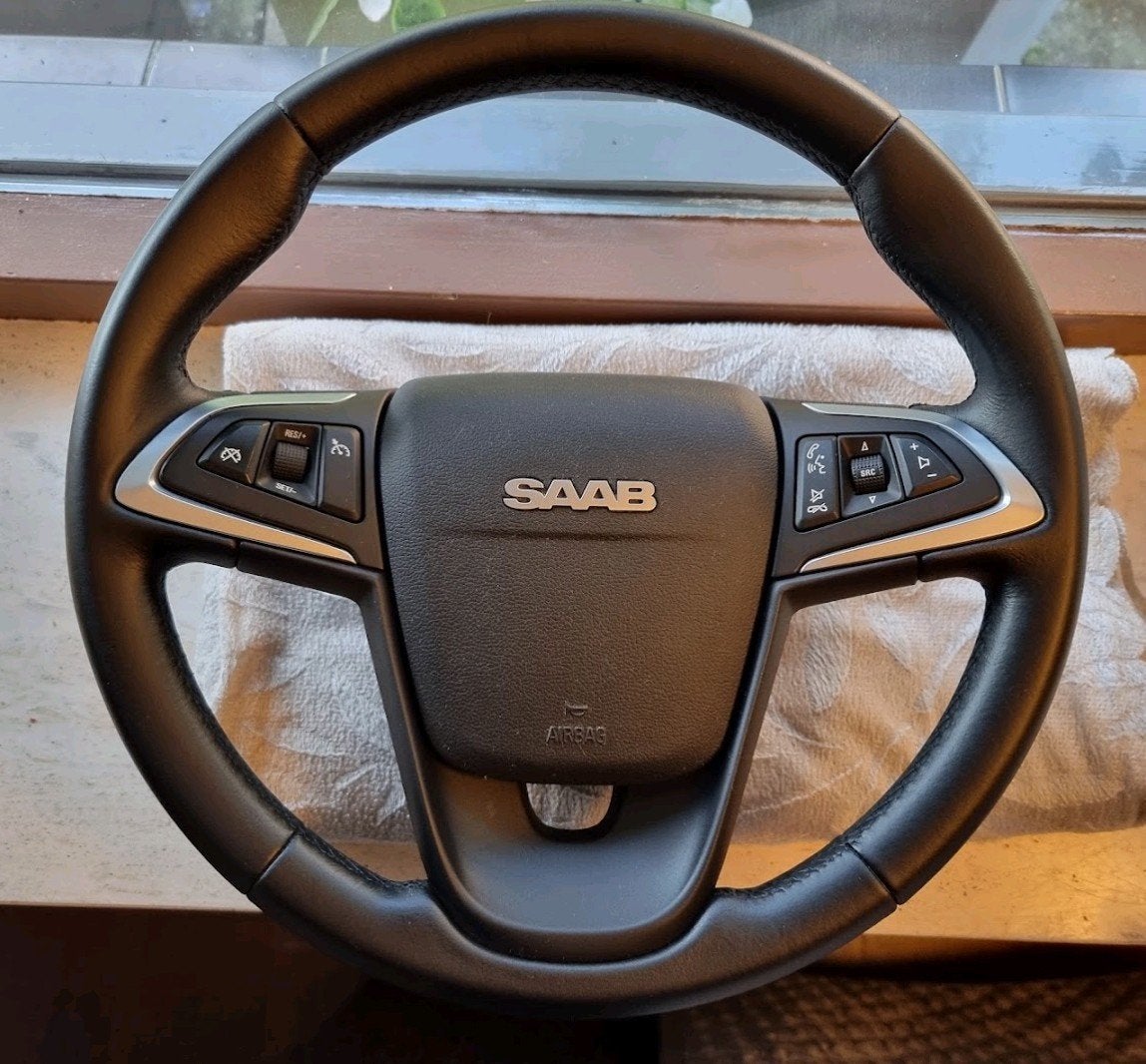 Saab 9-4X & 9-5 multifunctioneel lederen stuur als nieuw
€ 2, Auto-onderdelen, Interieur en Bekleding, Ophalen of Verzenden, Gebruikt