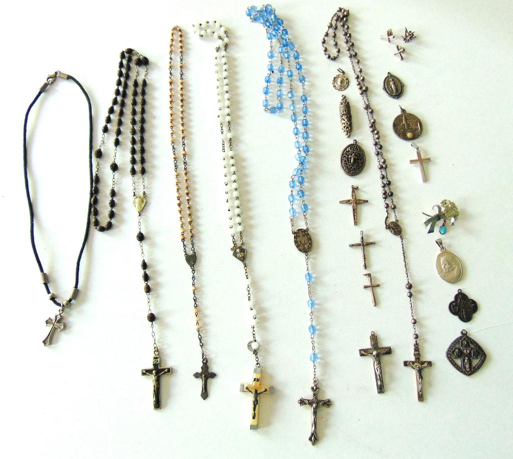 Lot ZELDZAME rozenkrans hanger VEEL ZILVER mezuza religieus!, Gebruikt, Verzenden, X, Kruis of Symbool