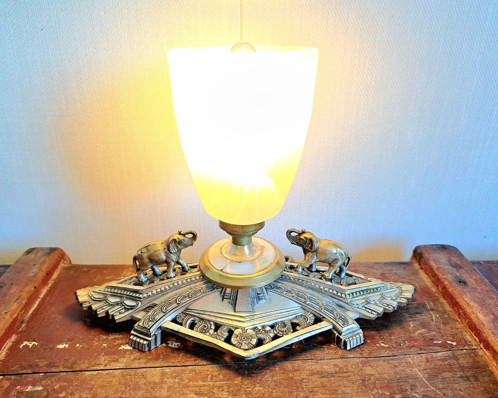 Art Deco tafellamp met olifanten, Made in France, Ophalen of Verzenden