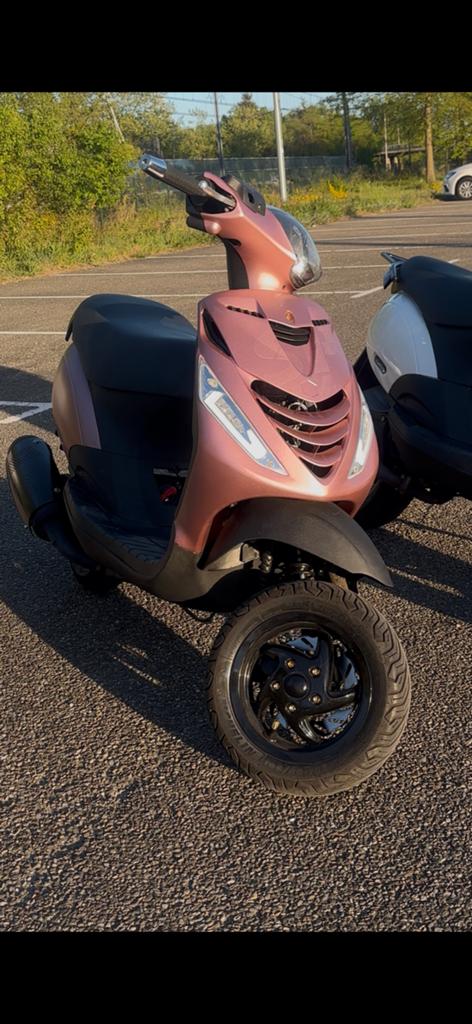 Zip 172 stage1 brom, Ophalen, Tweetakt, Maximaal 45 km/u, Zip