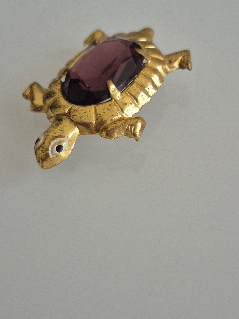 Vintage  schildpad broche met paarse steen en C-sluiting, Overige materialen, Gebruikt, Paars, Minder dan 4 cm