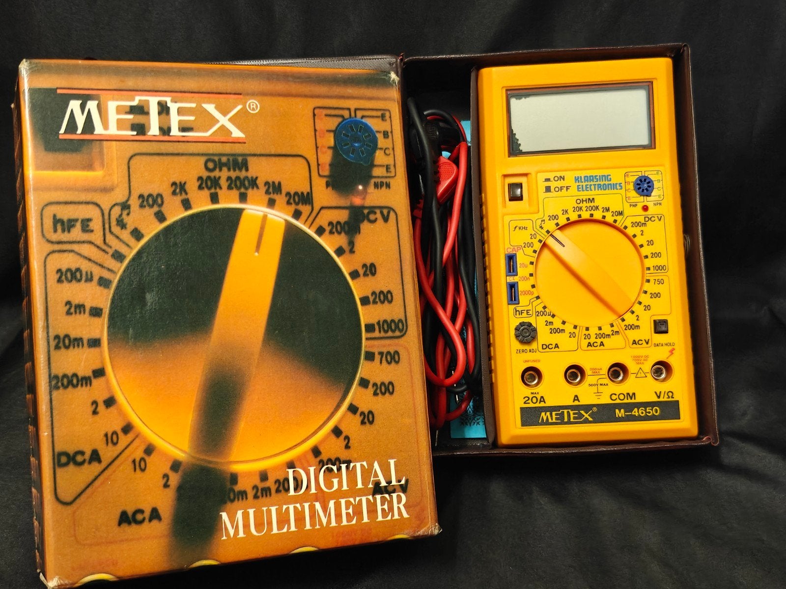 Metex M-4650 Digitale Multimeter met Doos, Ophalen, Zo goed als nieuw, Multimeter