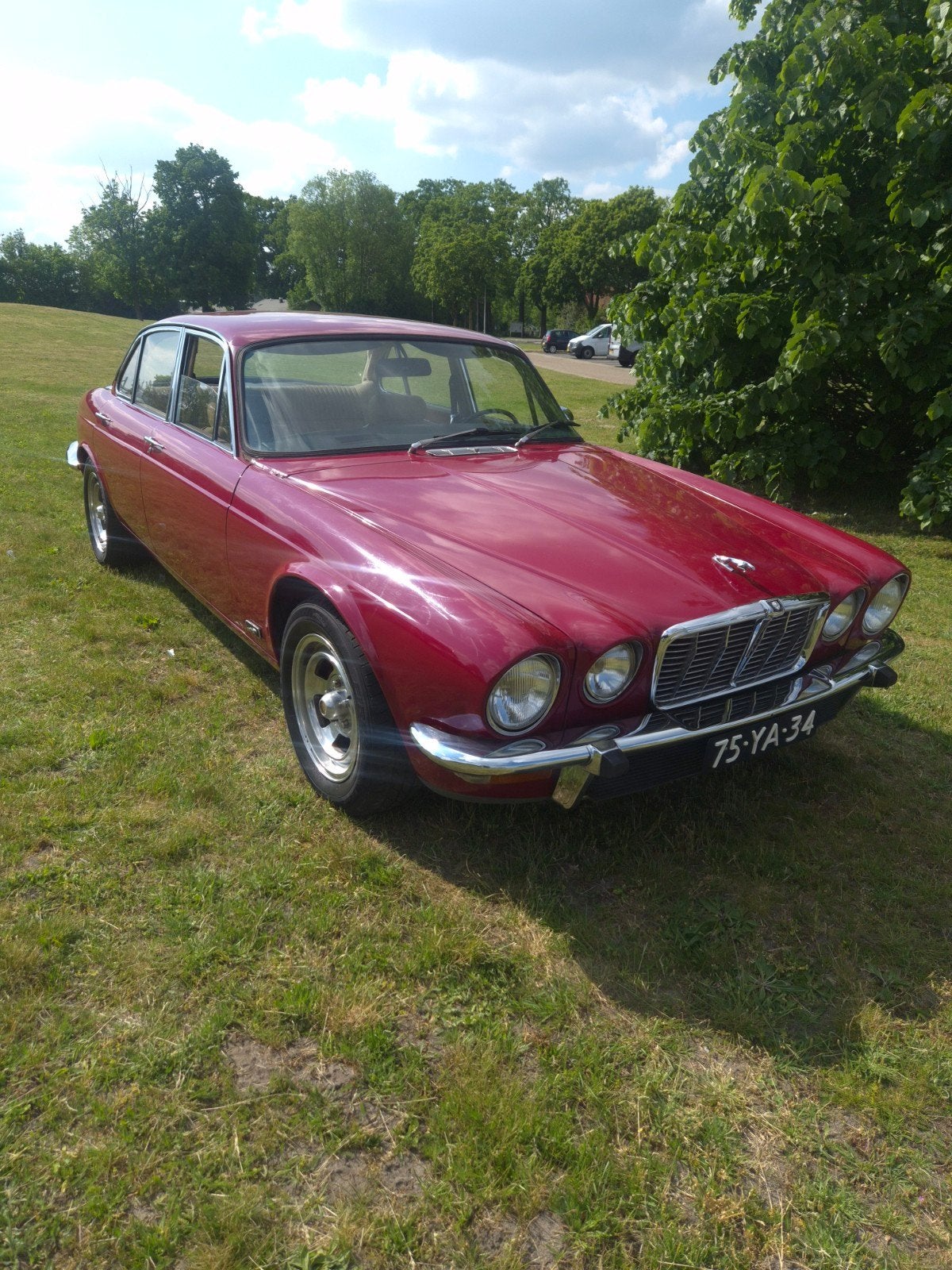 Jaguar XJ6 1976 Rood, SWB, Auto's, Automaat, Achterwielaandrijving, Beige, Sedan
