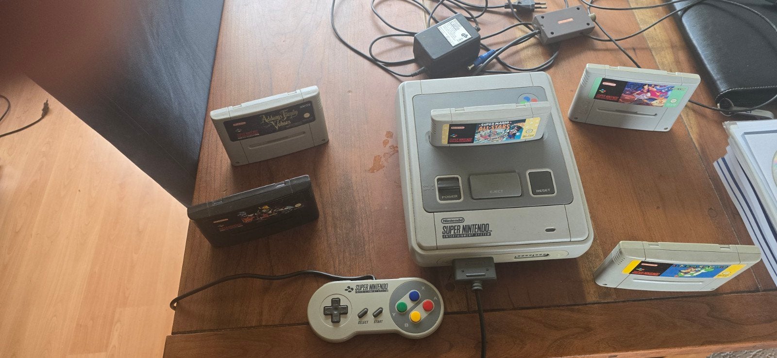 Nintendo Super Nintendo Entertainment System (SNES), Ophalen, Gebruikt, Met 1 controller, Met games