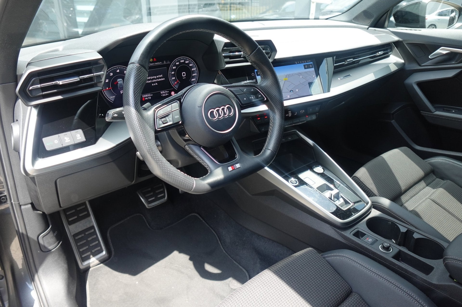 Audi A3 Sportback 35 TFSI S-Line KEYLESS SFEER CARPLAY', Auto's, Audi, 4 cilinders, 150 pk, Leder en Stof, Origineel Nederlands