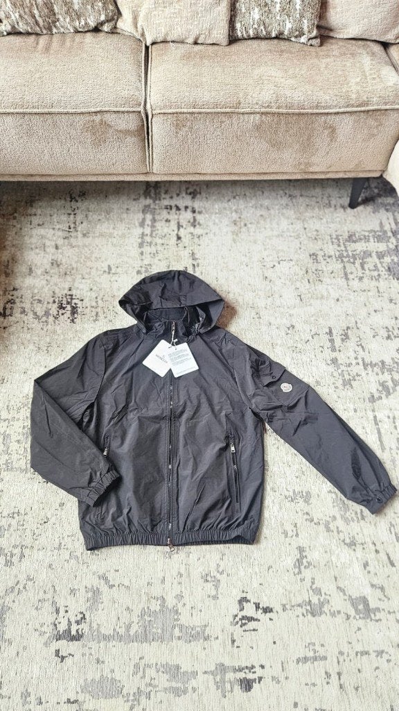 Moncler windbreaker, Kleding | Heren, Jassen | Zomer, Moncler, Maat 48/50 (M), Zwart, Nieuw