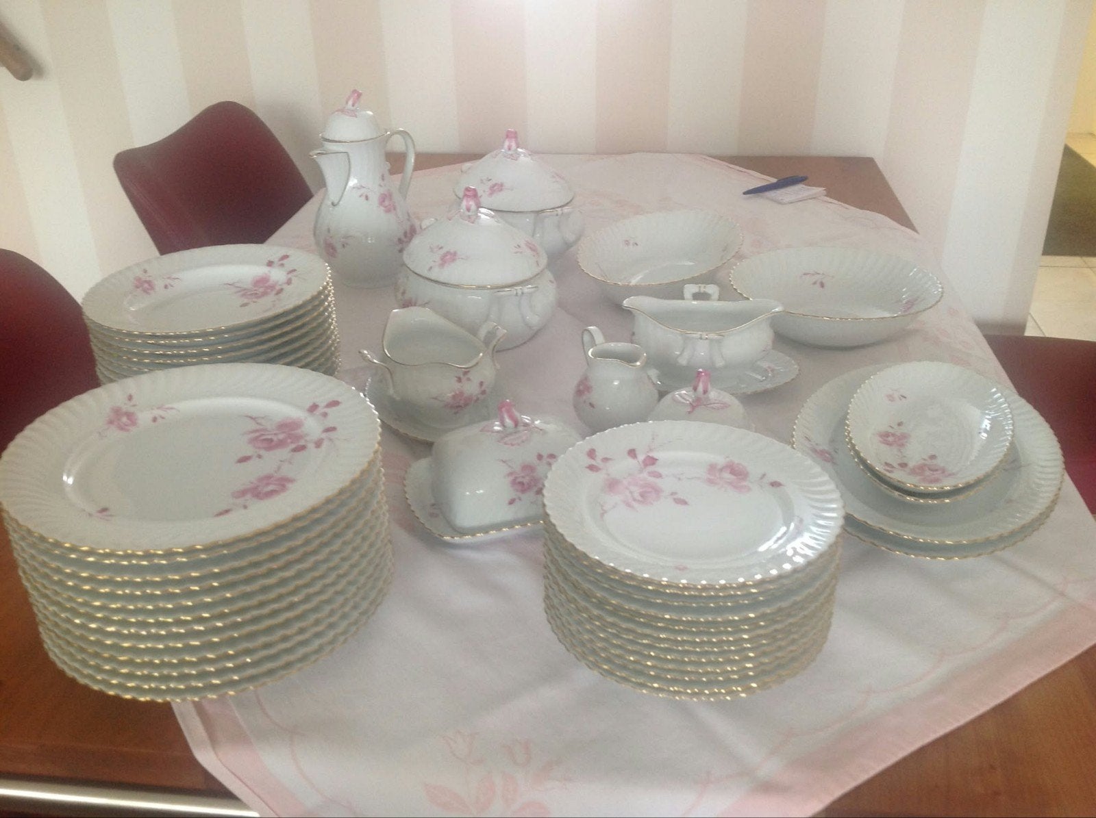 te koop servies, Ophalen