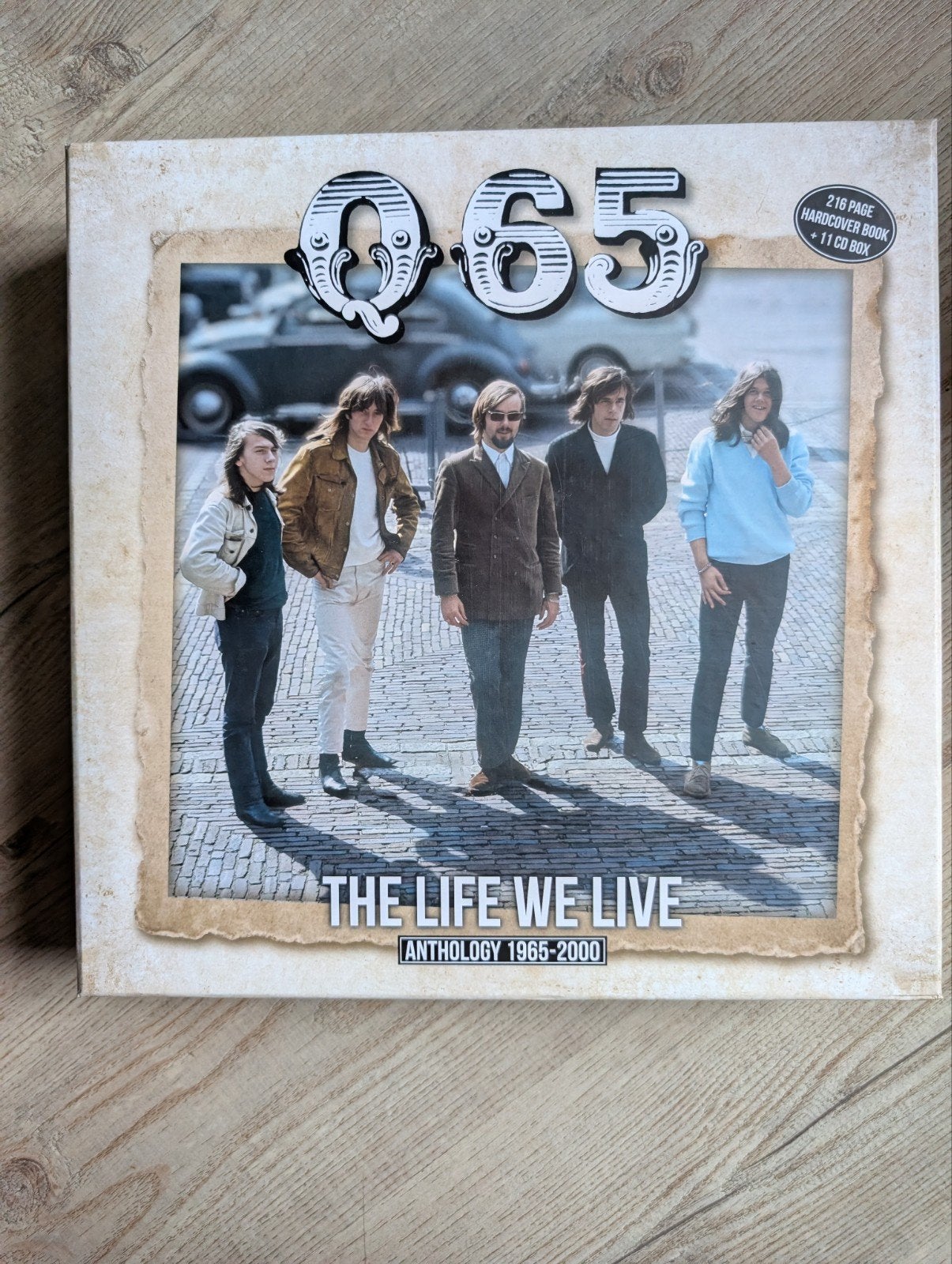 Q65 - The Life We Live: Anthology 1965-2000 (11 CD Box), Ophalen of Verzenden, Zo goed als nieuw, Poprock