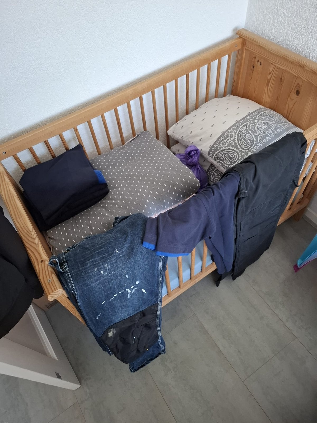 Gratis ledikant&matras, Ophalen, Zo goed als nieuw, Ledikant