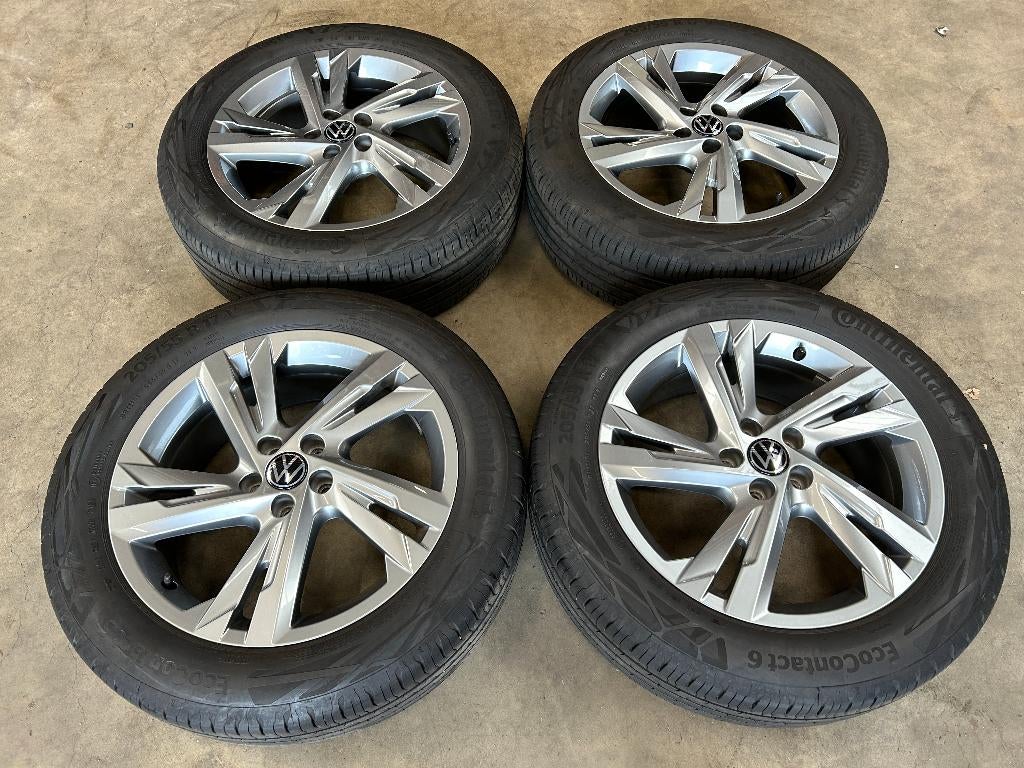 17 inch Valencia velgen ☀️ of 🌦️ banden VW T-cross | Taigo, Auto-onderdelen, Banden en Velgen, Gebruikt, 17 inch, Band(en), Personenwagen