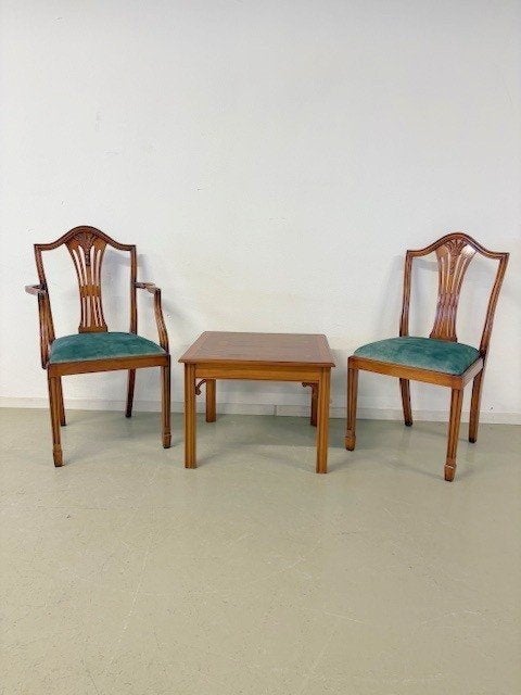 Mooi Engels zitje, bijzettafel met 2 stoelen, Huis en Inrichting, Stoelen, Ophalen, Gebruikt, Twee, Bruin