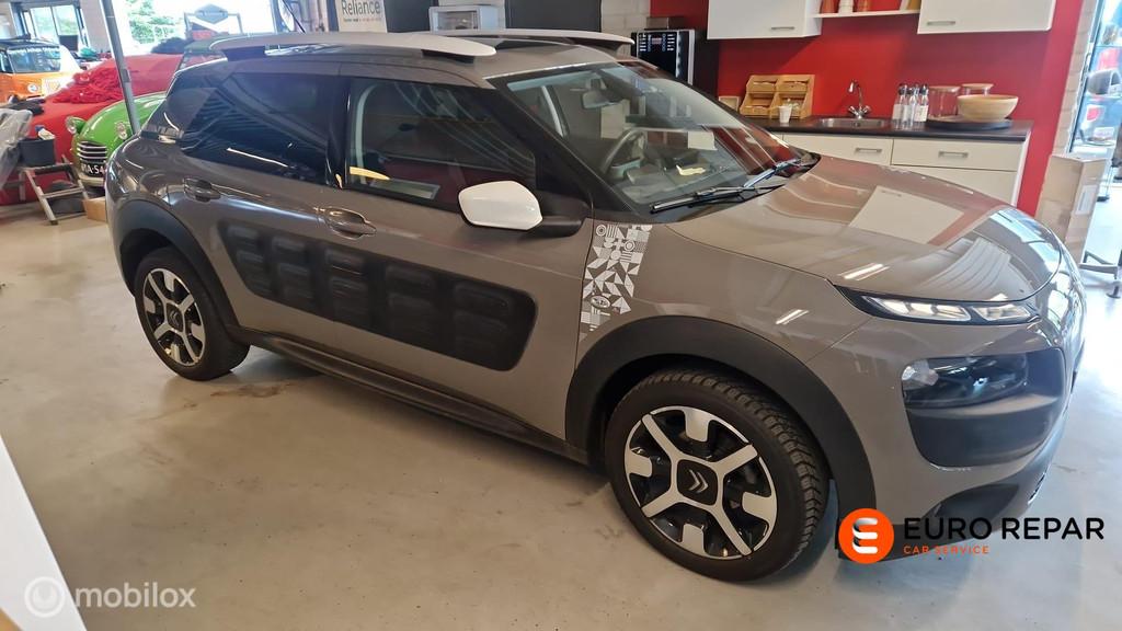 Citroen C4 Cactus 1.2 PureTech Rip Curl, Voorwielaandrijving, Euro 6, 1199 cc, Bruin