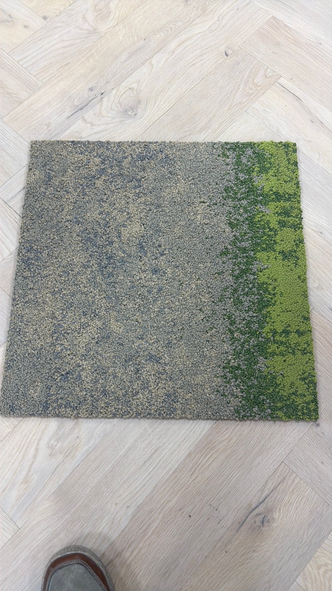 7,5 MTR/2 PROJECT TAPIJTTEGELS, Ophalen, Groen, Nieuw, 5 tot 10 m²