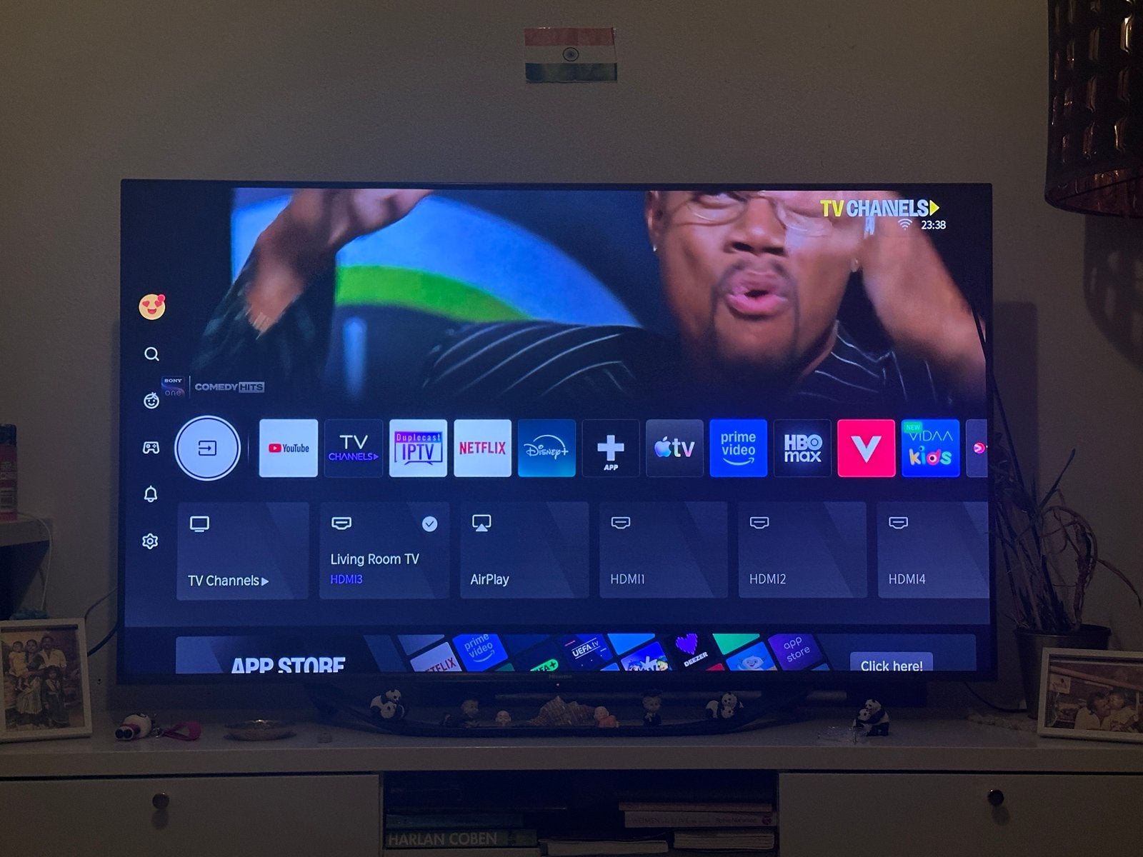 Hisense 55U72KQ (2023) 55 inch QLED Smart TV pickup 20oct, QLED, Zo goed als nieuw, 100 cm of meer, 4k (UHD)