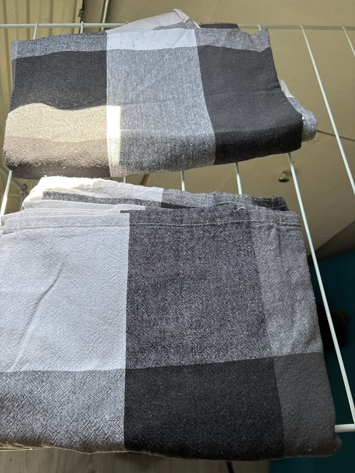 2 geruite tafellakens - zwart/wit, Ophalen, Gebruikt, Rechthoek, Binnen