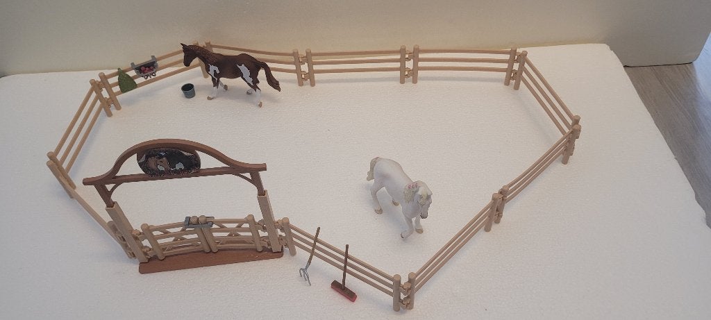 Schleich weide met 2 paarden, Ophalen, Gebruikt, Jongen of Meisje