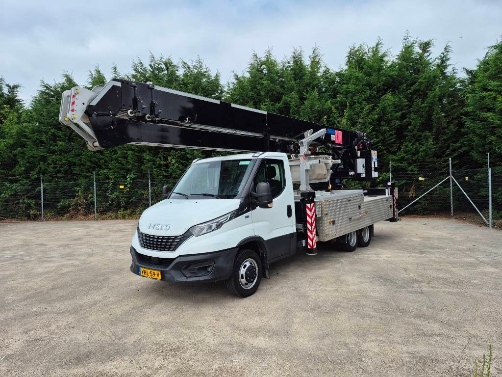 Iveco 40-180 ALU-KRAAN K27-32TSR (bj 2021)