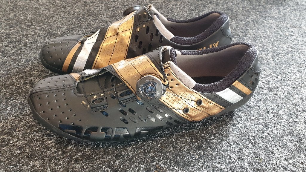 Bont Helix Fietsschoenen Maten 40 en 42,5 Nieuw!, Fietsen en Brommers, Fietsaccessoires | Fietskleding, Ophalen, Nieuw, Overige maten