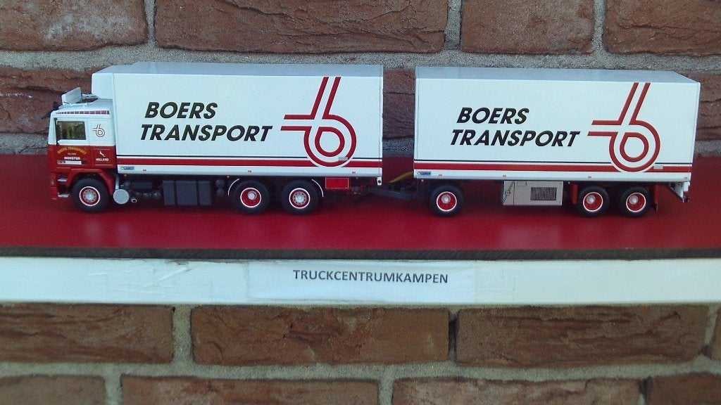 WSI  Volvo  F12  6 x 2  Tag  Axle  van  Boers.