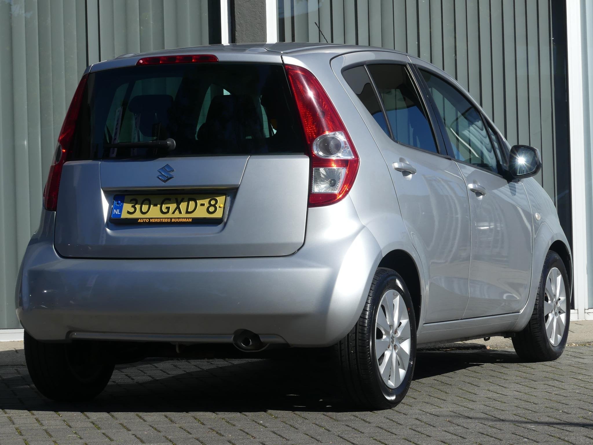Suzuki Splash 1.2 Exclusive Dealer onderhouden, 2de eigenaar, Auto's, Voorwielaandrijving, Euro 5, 4 cilinders, 965 kg